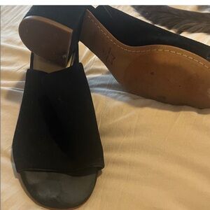 MARC FISHER Elegant Black Women's SUEDE Slide Sandals SIZE 7